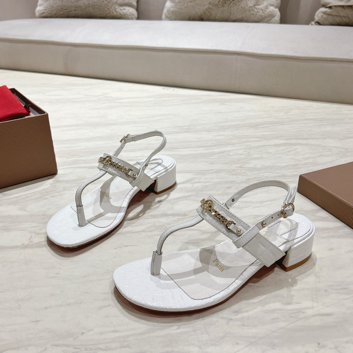 Ava’s Mode - Best High-End Brands in One Place - AFFORDABLE LUXURY HEELS - 8237
