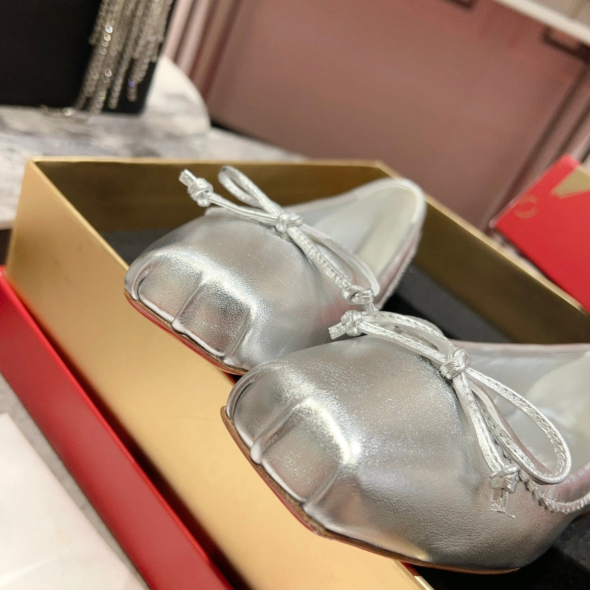 Ava’s Mode - Best High-End Brands in One Place - AFFORDABLE LUXURY HEELS - 8233