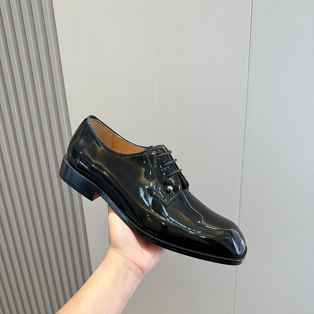 Ava’s Mode - High-Quality Designer Products for You - AFFORDABLE LUXURY HEELS - 8035