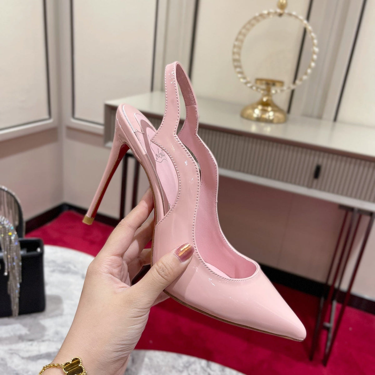 Ava’s Mode - Premium Luxury Goods and Accessories - AFFORDABLE LUXURY HEELS - 8178