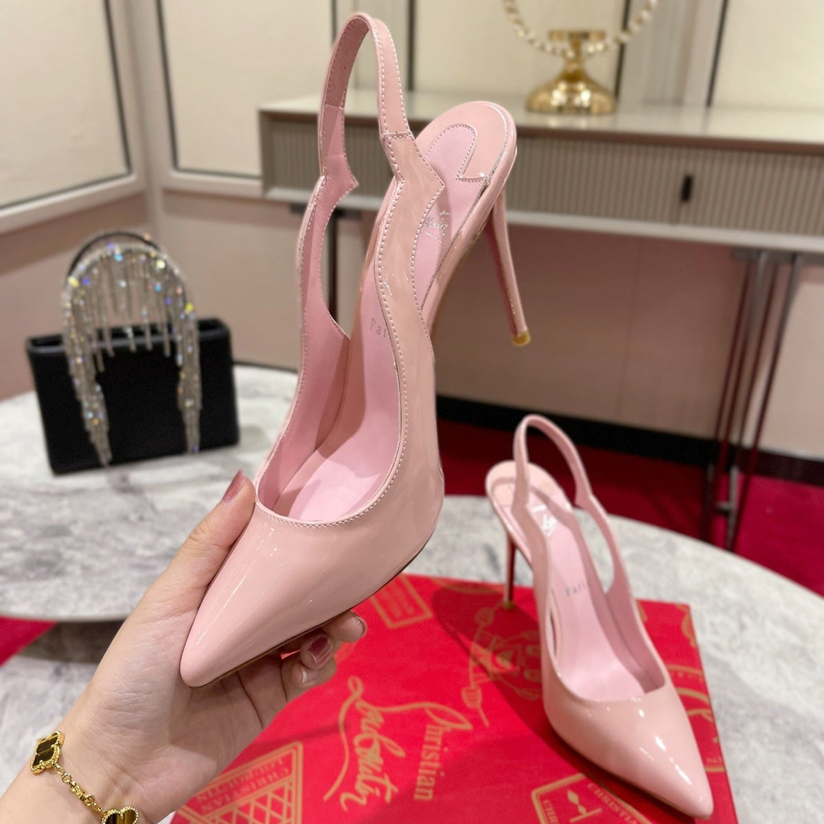 Ava’s Mode - Premium Luxury Goods and Accessories - AFFORDABLE LUXURY HEELS - 8178