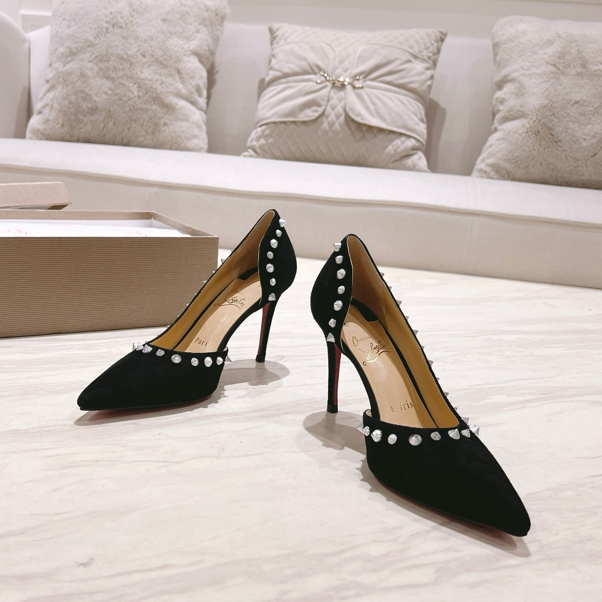 Ava’s Mode - High-Quality Designer Products for You - AFFORDABLE LUXURY HEELS - 8211