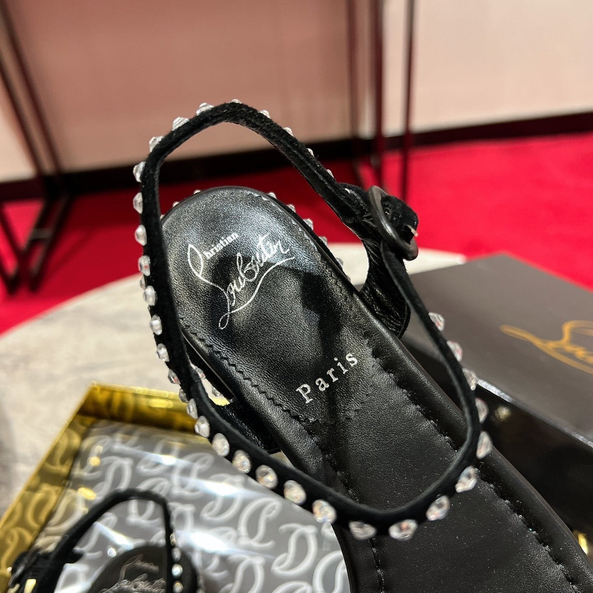 Ava’s Mode - High-Quality Designer Products for You - AFFORDABLE LUXURY HEELS - 8131