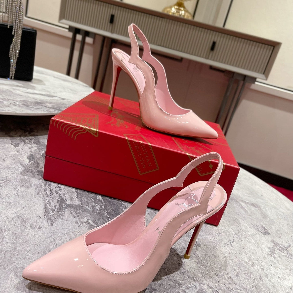 Ava’s Mode - Premium Luxury Goods and Accessories - AFFORDABLE LUXURY HEELS - 8178