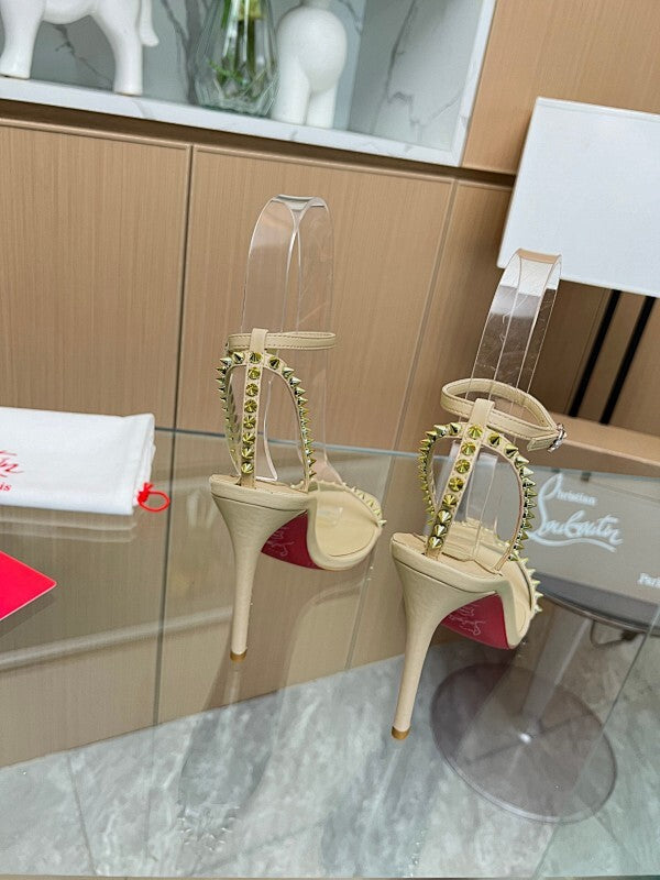Ava’s Mode - Best High-End Brands in One Place - AFFORDABLE LUXURY HEELS - 8069