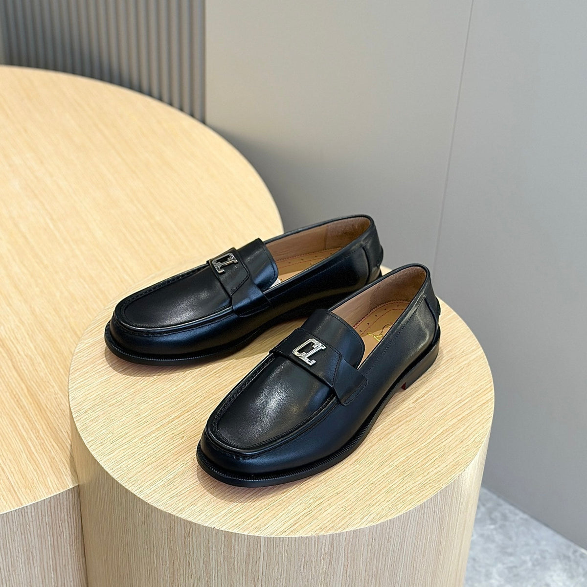 Ava’s Mode - Best High-End Brands in One Place - AFFORDABLE LUXURY HEELS - 8045