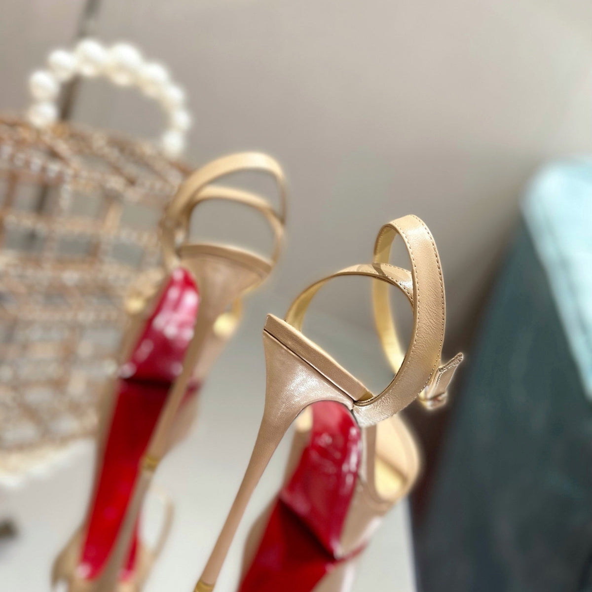 Ava’s Mode - High-Quality Designer Products for You - AFFORDABLE LUXURY HEELS - 7959