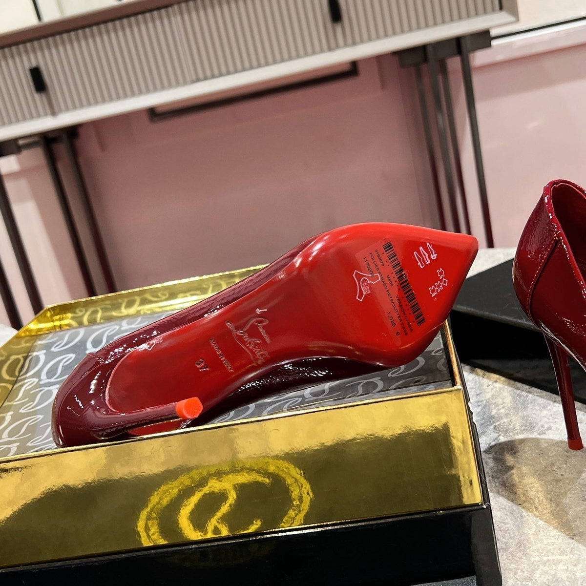 Ava’s Mode - High-Quality Designer Products for You - AFFORDABLE LUXURY HEELS - 8191