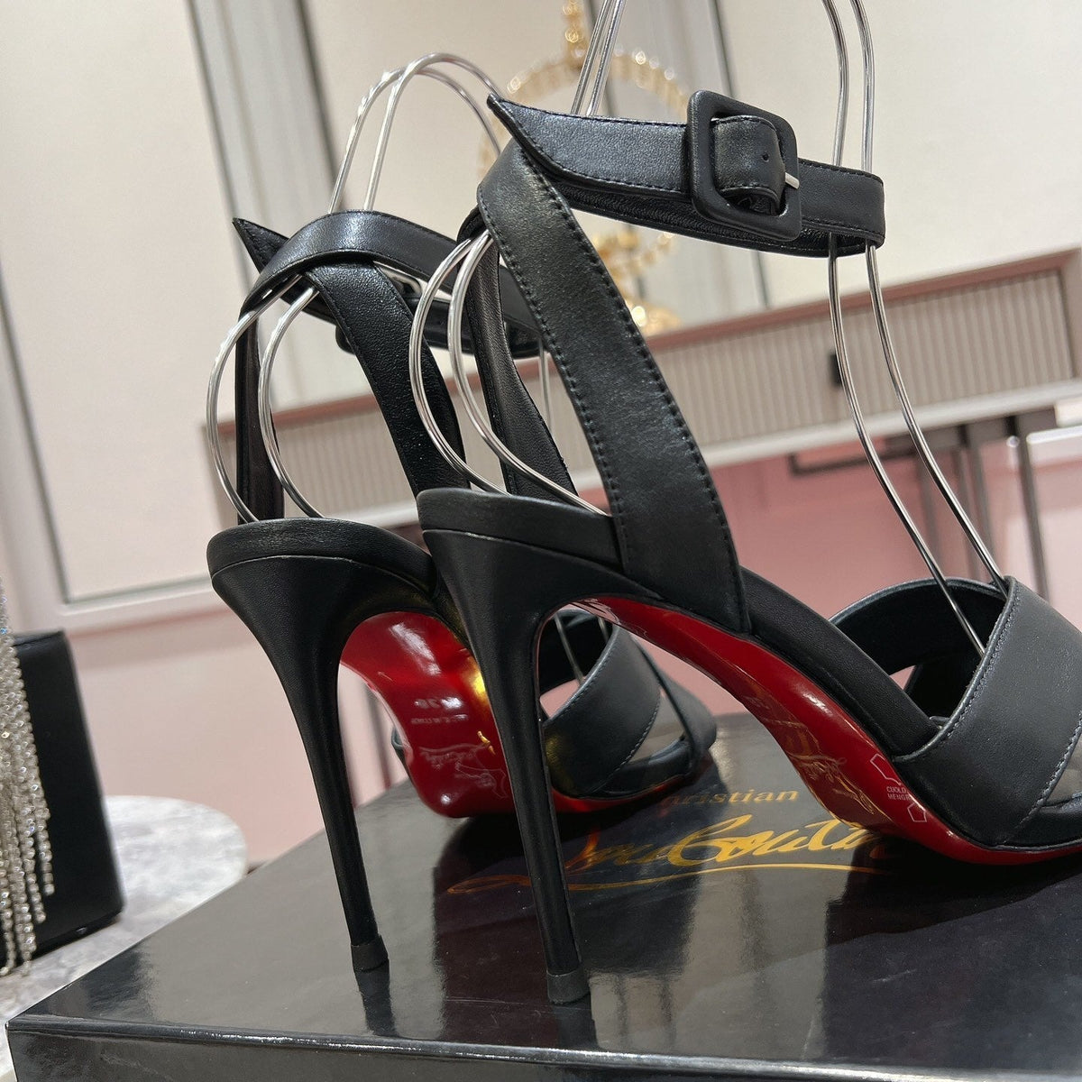Ava’s Mode - Premium Luxury Goods and Accessories - AFFORDABLE LUXURY HEELS - 8082