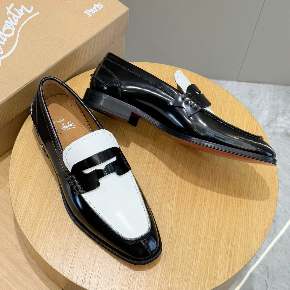Ava’s Mode - High-Quality Designer Products for You - AFFORDABLE LUXURY HEELS - 8279