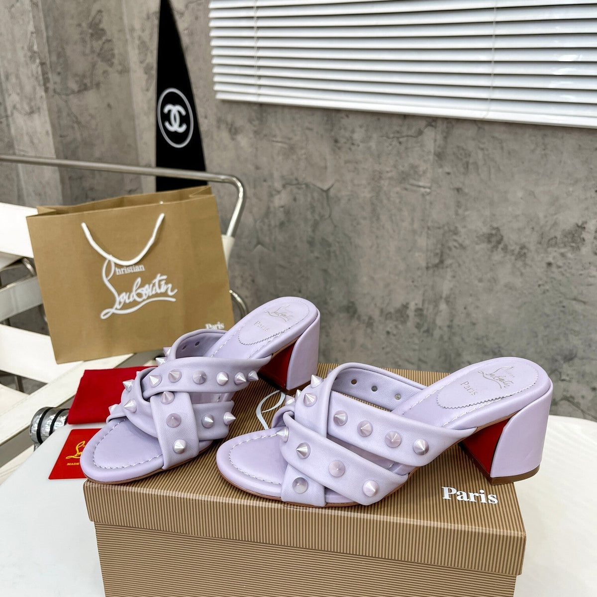 Ava’s Mode - Best High-End Brands in One Place - AFFORDABLE LUXURY HEELS - 8001
