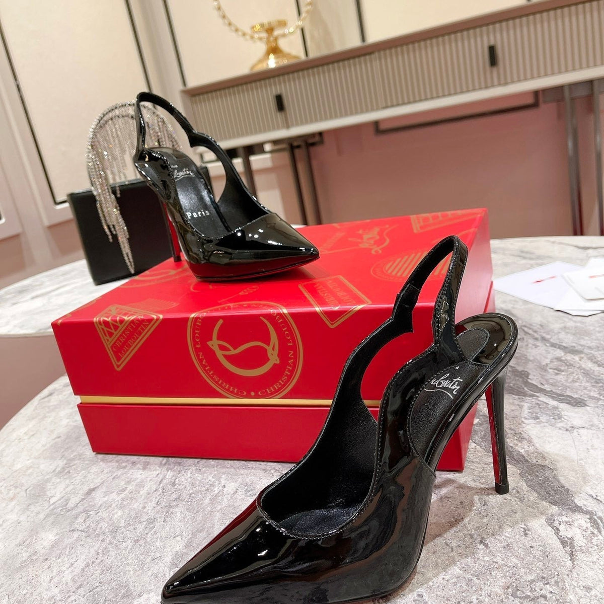 Ava’s Mode - High-Quality Designer Products for You - AFFORDABLE LUXURY HEELS - 8183