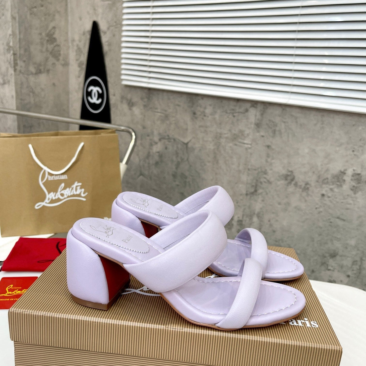 Ava’s Mode - Premium Luxury Goods and Accessories - AFFORDABLE LUXURY HEELS - 8006