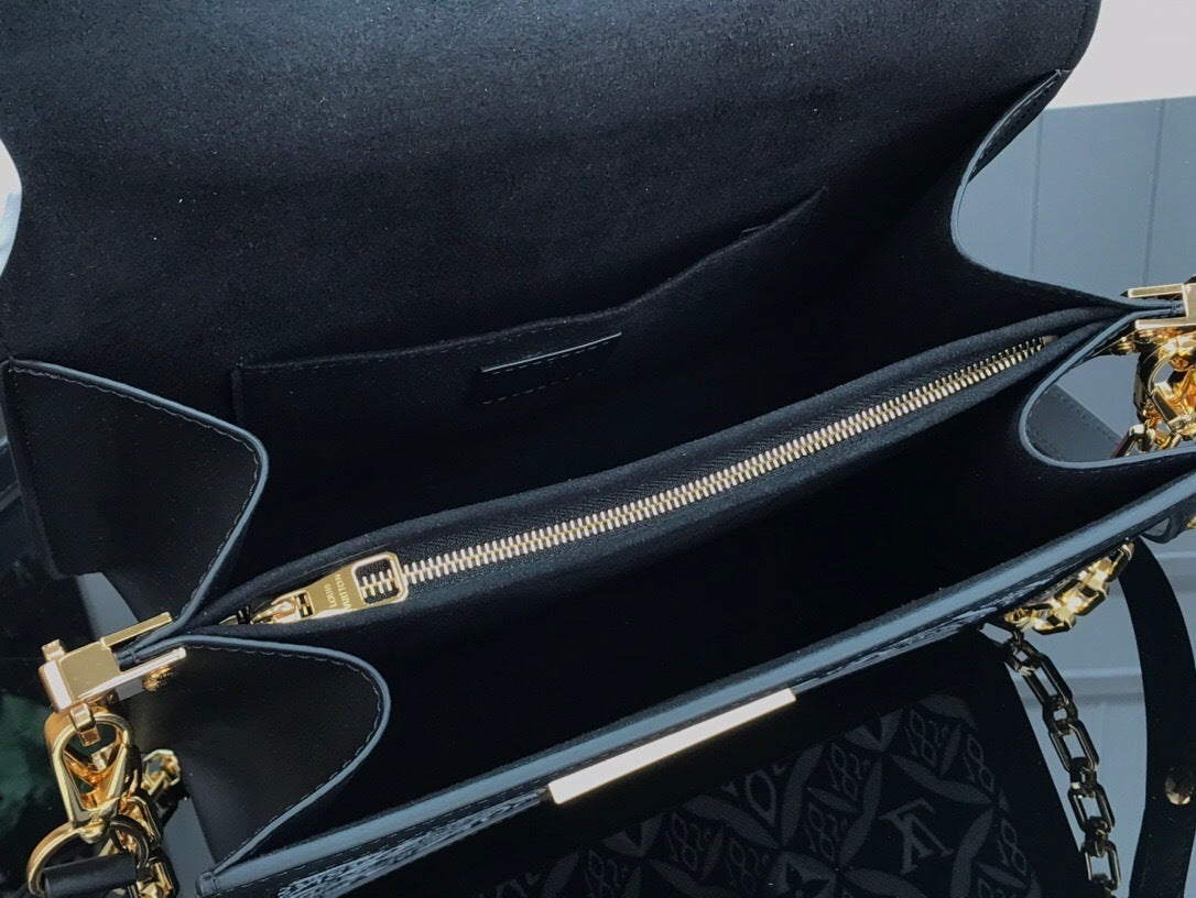 Ava’s Mode - Premium Luxury Goods and Accessories - AFFORDABLE LUXURY BAGS - 4366