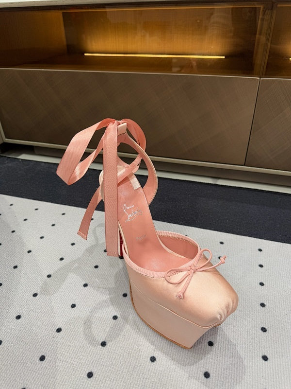 Ava’s Mode - High-Quality Designer Products for You - AFFORDABLE LUXURY HEELS - 8219
