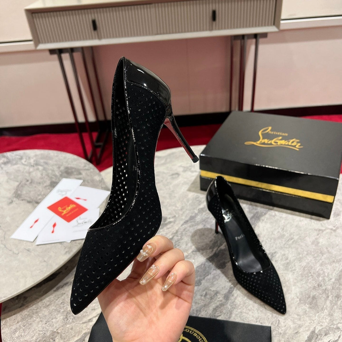 Ava’s Mode - Best High-End Brands in One Place - AFFORDABLE LUXURY HEELS - 8089