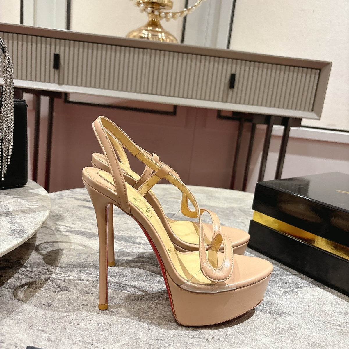 Ava’s Mode - Premium Luxury Goods and Accessories - AFFORDABLE LUXURY HEELS - 8294