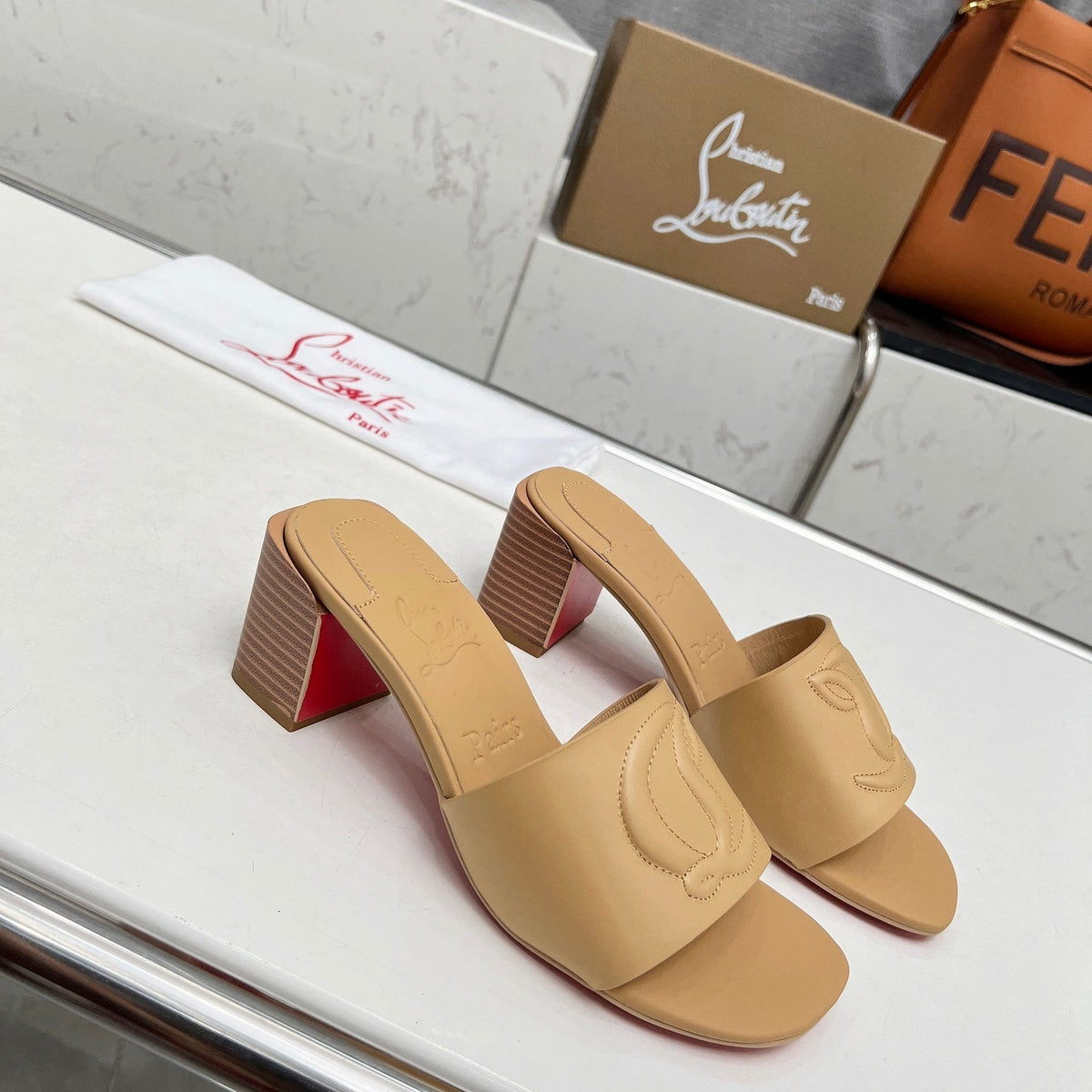 Ava’s Mode - Best High-End Brands in One Place - AFFORDABLE LUXURY HEELS - 8061