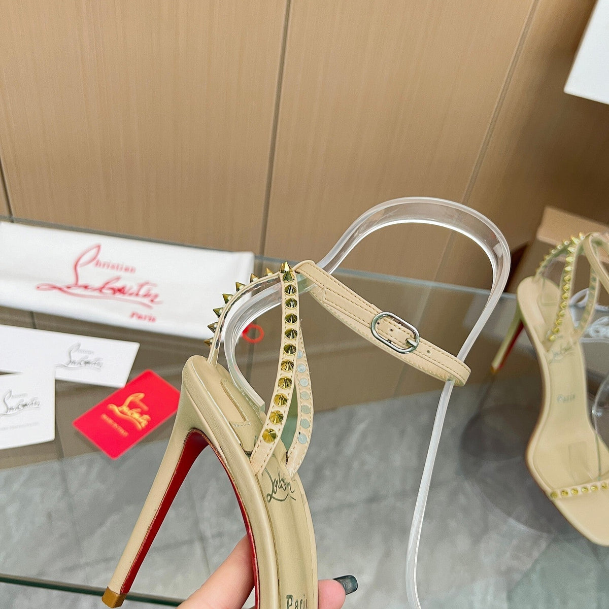 Ava’s Mode - Best High-End Brands in One Place - AFFORDABLE LUXURY HEELS - 8069