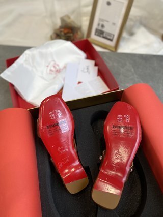 Ava’s Mode - High-Quality Designer Products for You - AFFORDABLE LUXURY HEELS - 7975