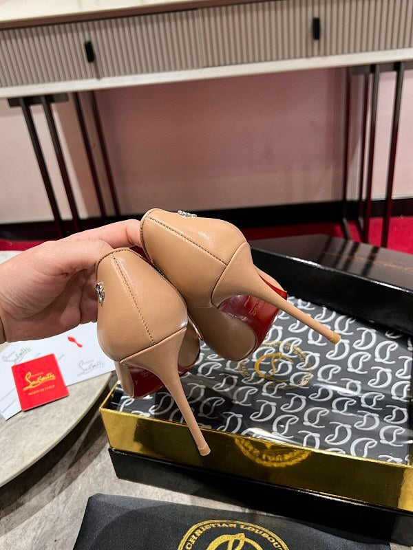 Ava’s Mode - High-Quality Designer Products for You - AFFORDABLE LUXURY HEELS - 8175