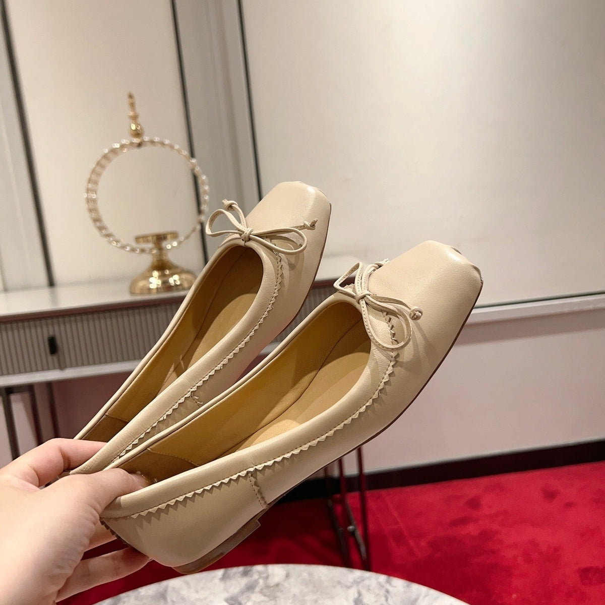 Ava’s Mode - High-Quality Designer Products for You - AFFORDABLE LUXURY HEELS - 8231