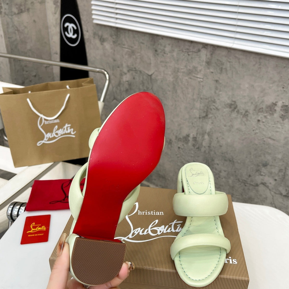Ava’s Mode - Best High-End Brands in One Place - AFFORDABLE LUXURY HEELS - 8009
