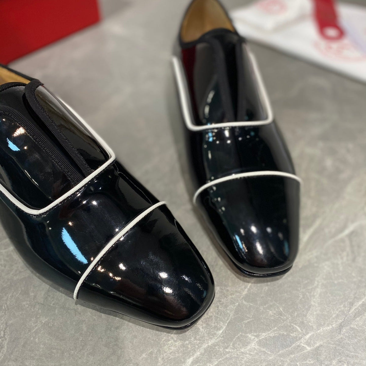 Ava’s Mode - High-Quality Designer Products for You - AFFORDABLE LUXURY HEELS - 8251