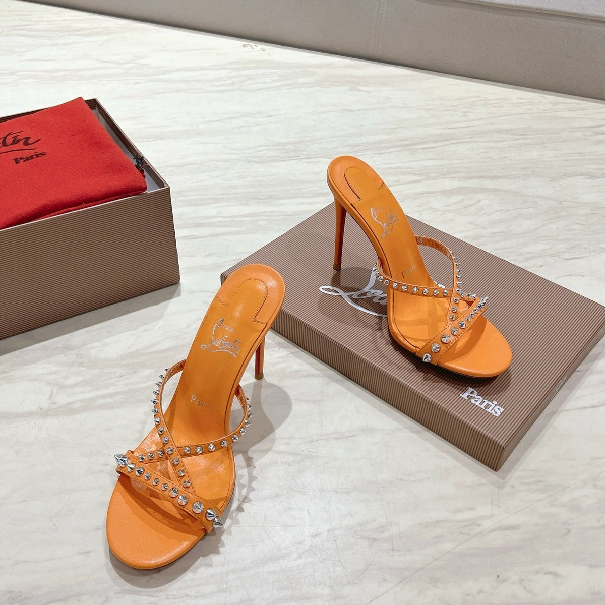 Ava’s Mode - High-Quality Designer Products for You - AFFORDABLE LUXURY HEELS - 8291