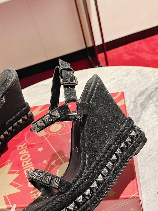 Ava’s Mode - High-Quality Designer Products for You - AFFORDABLE LUXURY HEELS - 8319