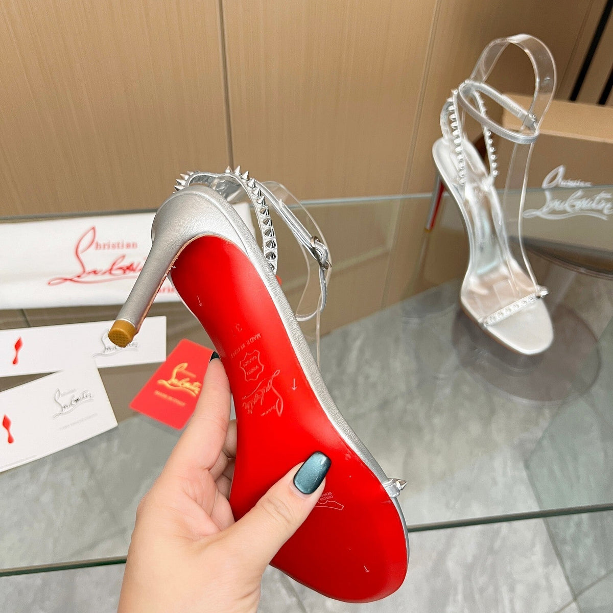 Ava’s Mode - Best High-End Brands in One Place - AFFORDABLE LUXURY HEELS - 8065