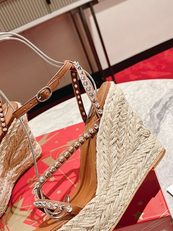 Ava’s Mode - High-Quality Designer Products for You - AFFORDABLE LUXURY HEELS - 8315
