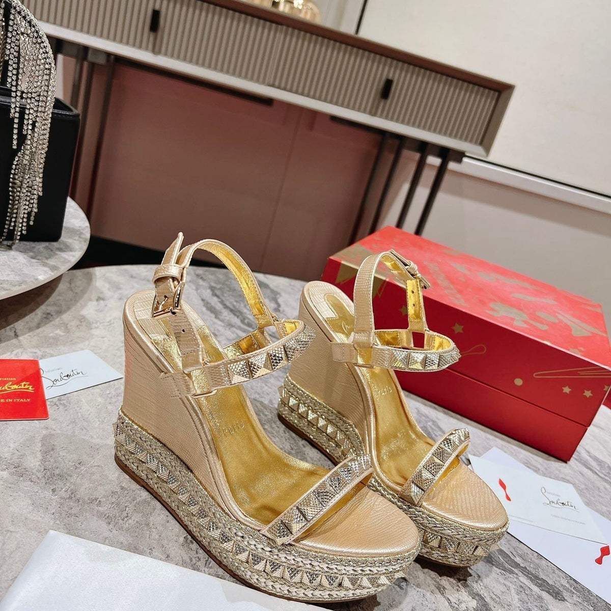 Ava’s Mode - Premium Luxury Goods and Accessories - AFFORDABLE LUXURY HEELS - 8074