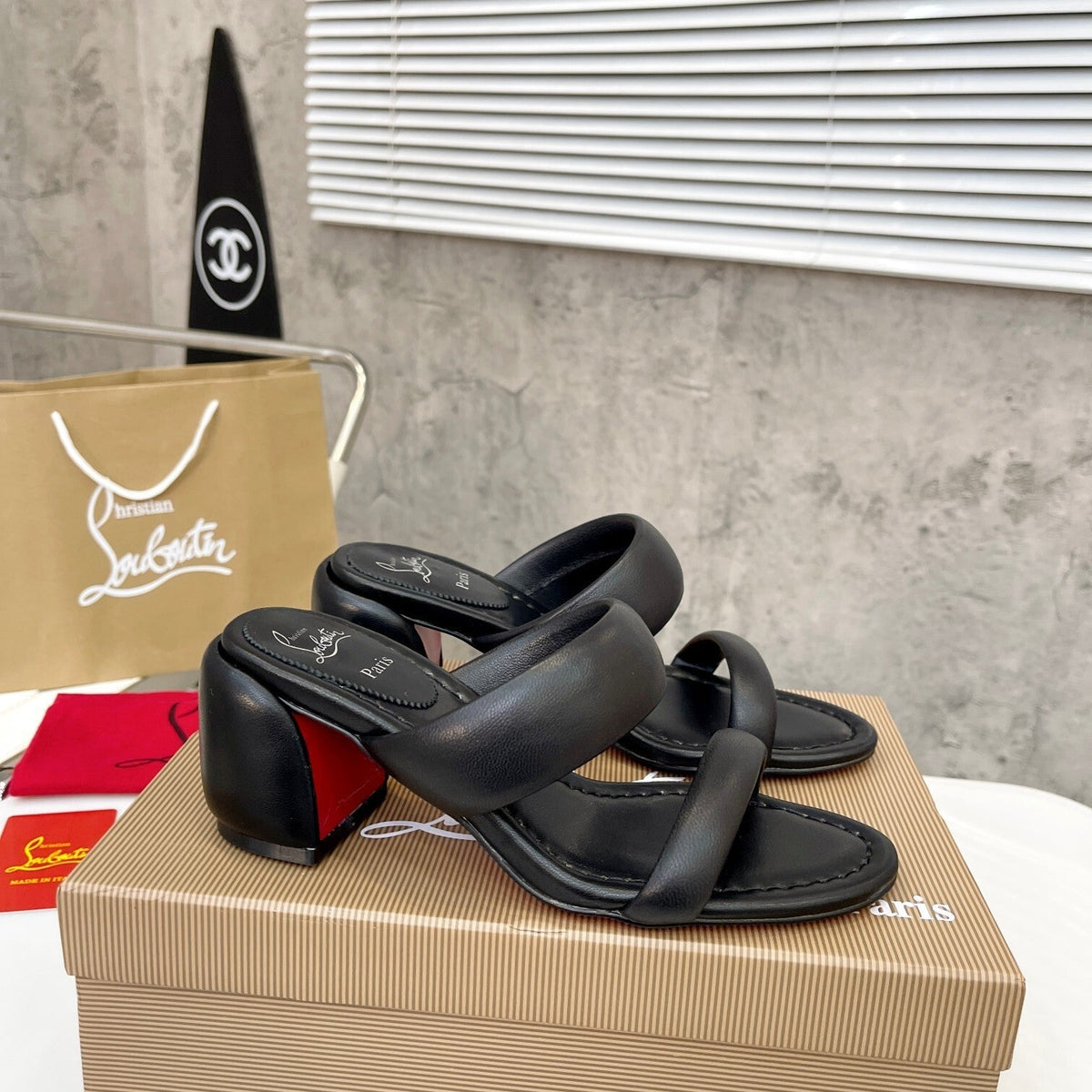 Ava’s Mode - High-Quality Designer Products for You - AFFORDABLE LUXURY HEELS - 7999