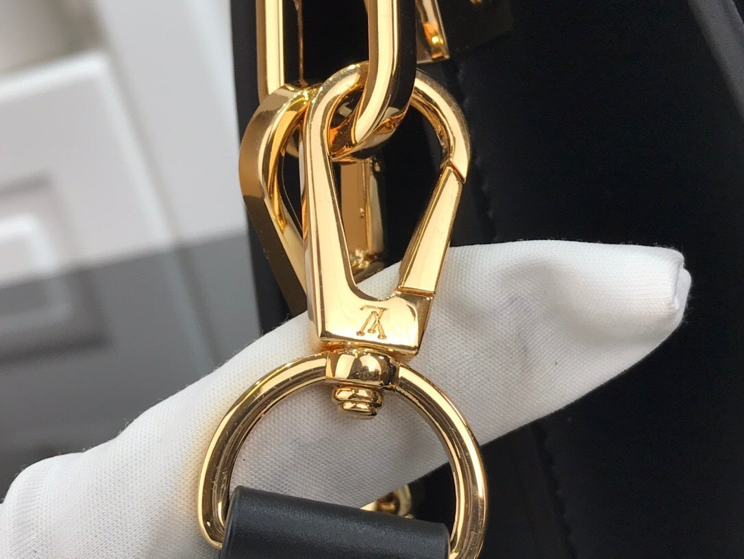 Ava’s Mode - Premium Luxury Goods and Accessories - AFFORDABLE LUXURY BAGS - 4366