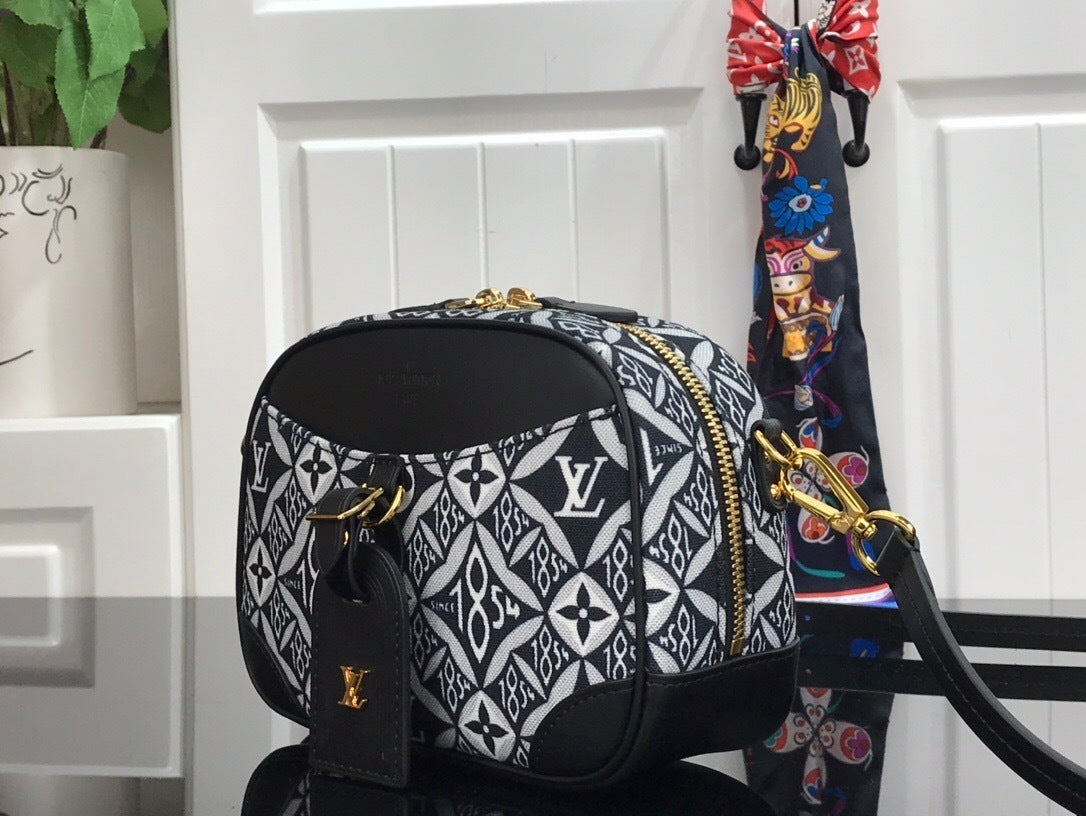 Ava’s Mode - Premium Luxury Goods and Accessories - AFFORDABLE LUXURY BAGS - 4370