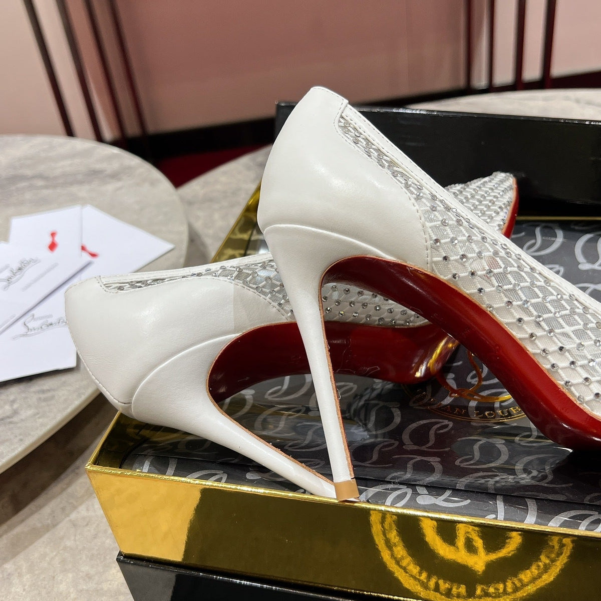 Ava’s Mode - Premium Luxury Goods and Accessories - AFFORDABLE LUXURY HEELS - 8126
