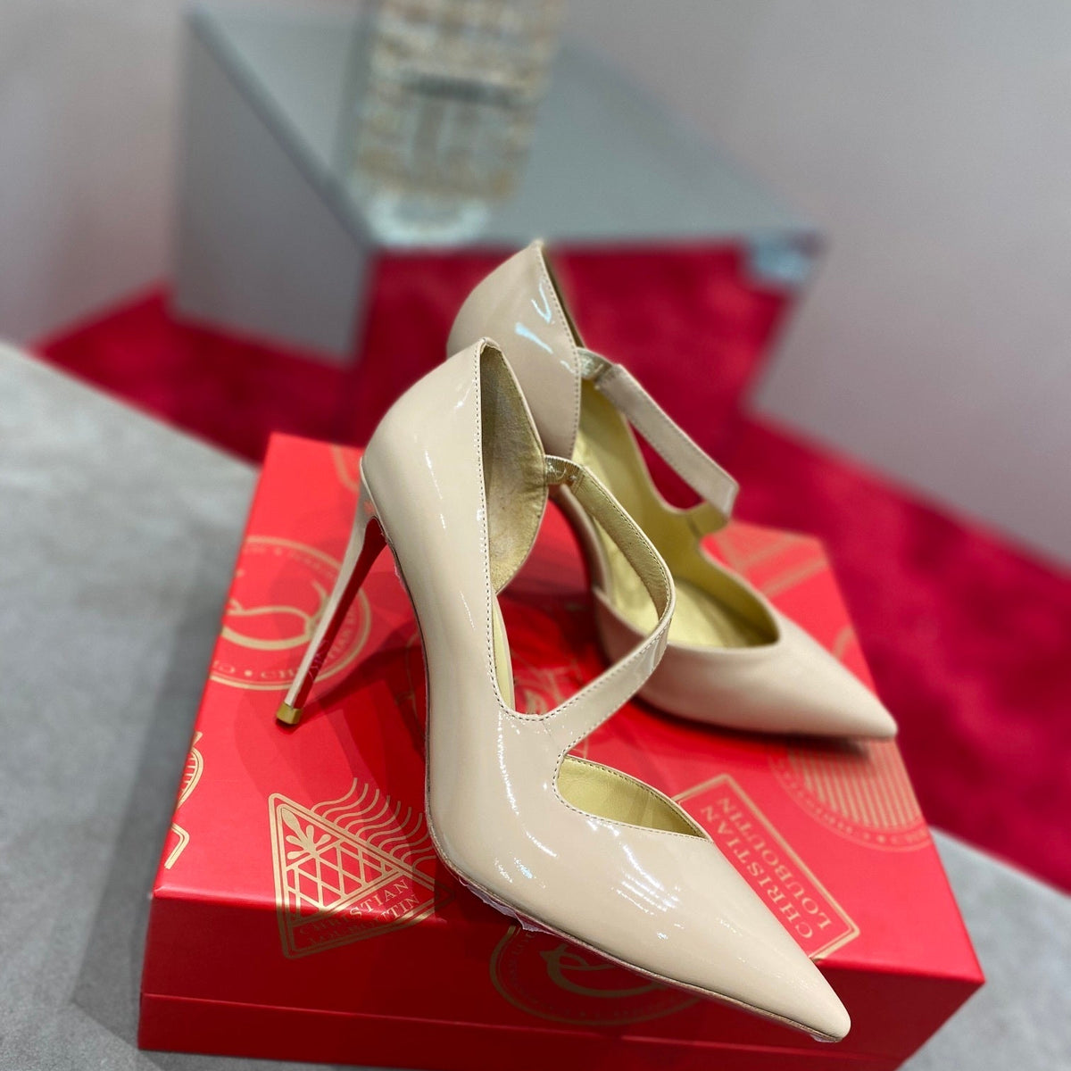 Ava’s Mode - High-Quality Designer Products for You - AFFORDABLE LUXURY HEELS - 7963