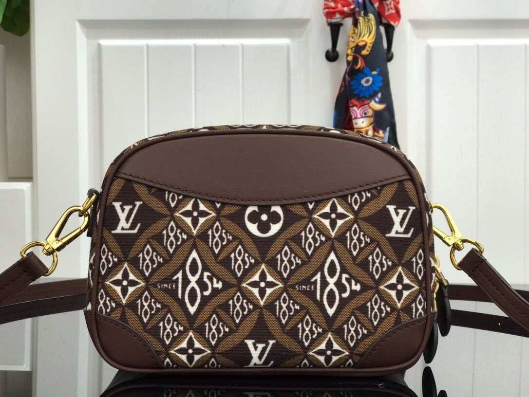 Ava’s Mode - Premium Luxury Goods and Accessories - AFFORDABLE LUXURY BAGS - 4370
