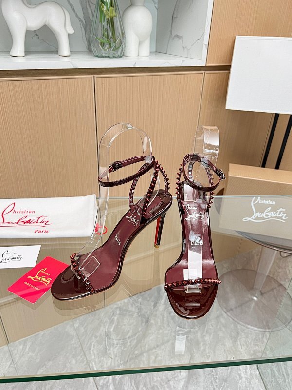 Ava’s Mode - High-Quality Designer Products for You - AFFORDABLE LUXURY HEELS - 8067