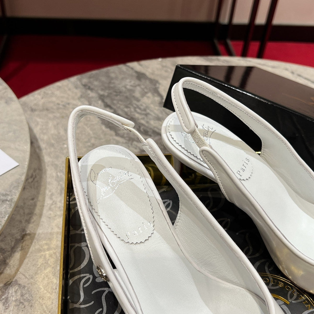Ava’s Mode - High-Quality Designer Products for You - AFFORDABLE LUXURY HEELS - 8179