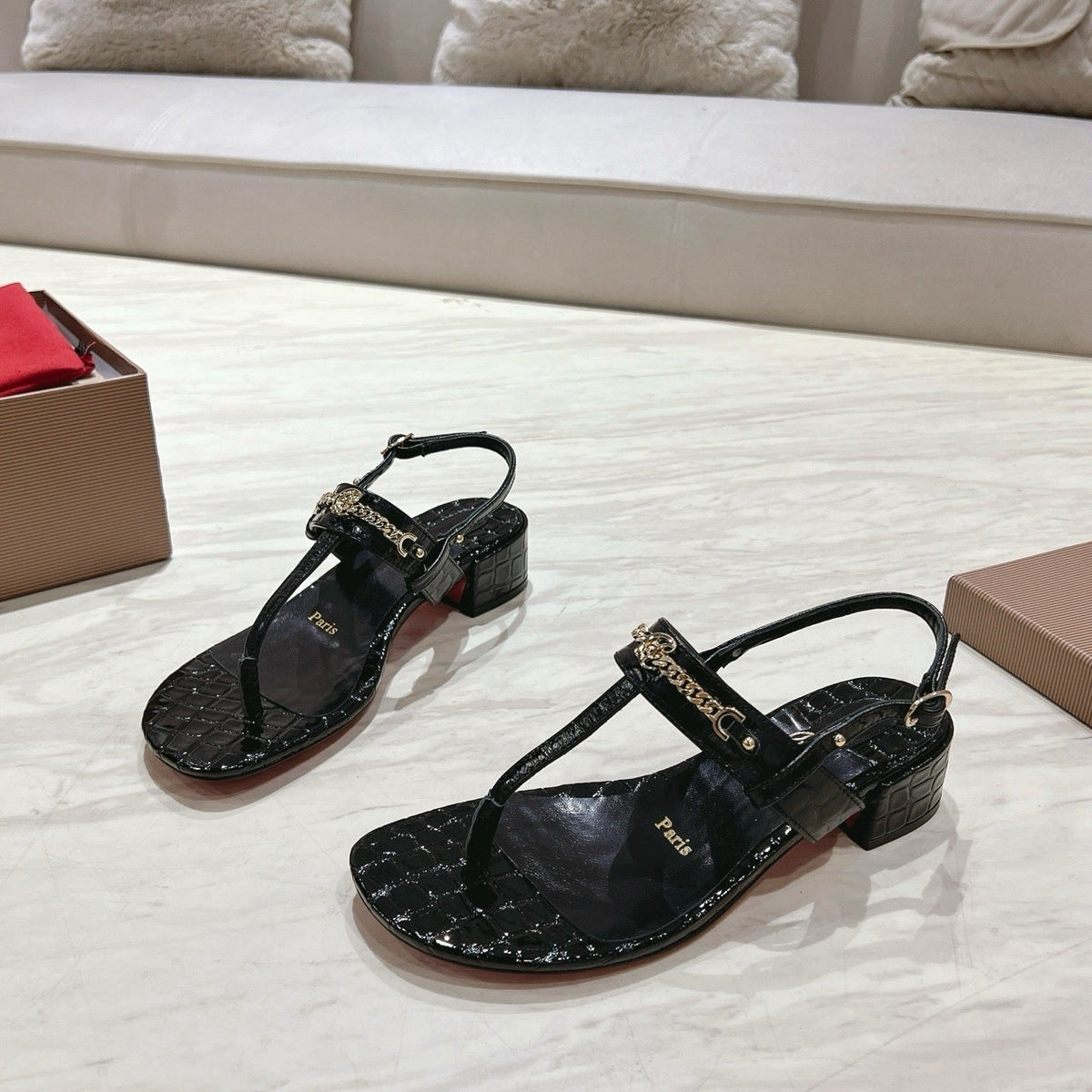 Ava’s Mode - Premium Luxury Goods and Accessories - AFFORDABLE LUXURY HEELS - 8238