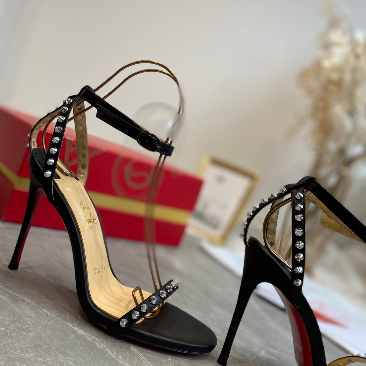 Ava’s Mode - High-Quality Designer Products for You - AFFORDABLE LUXURY HEELS - 7979