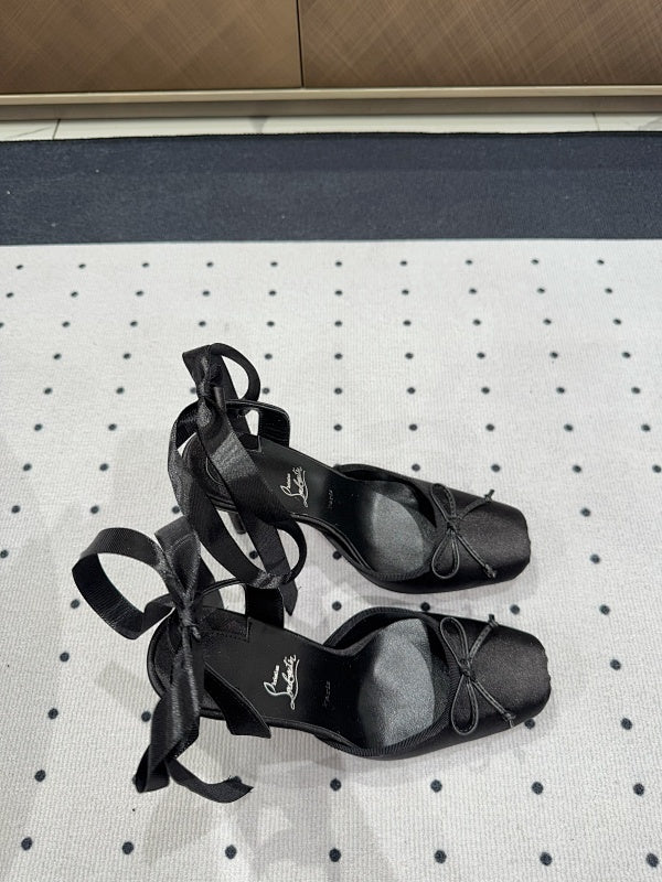 Ava’s Mode - High-Quality Designer Products for You - AFFORDABLE LUXURY HEELS - 8215