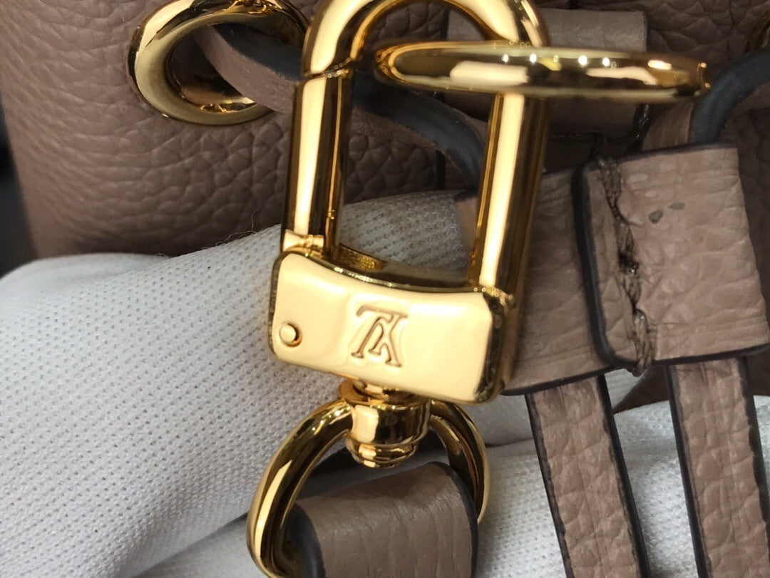 Ava’s Mode - Best High-End Brands in One Place - AFFORDABLE LUXURY BAGS - 4273