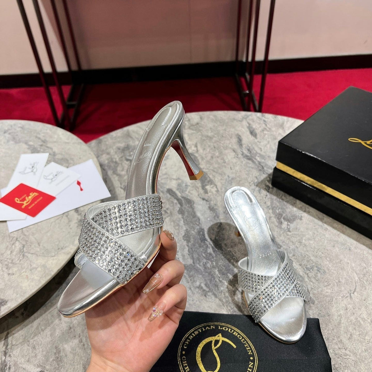 Ava’s Mode - High-Quality Designer Products for You - AFFORDABLE LUXURY HEELS - 8079
