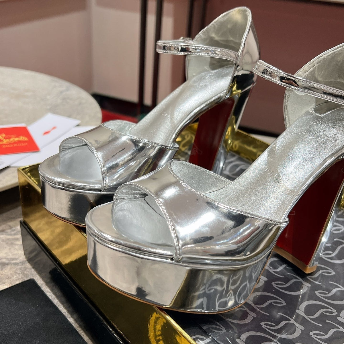 Ava’s Mode - Premium Luxury Goods and Accessories - AFFORDABLE LUXURY HEELS - 8242