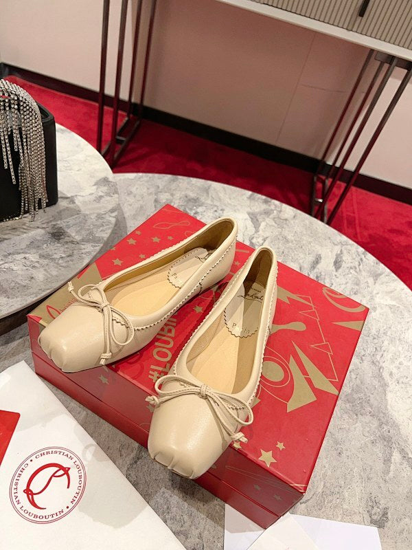 Ava’s Mode - High-Quality Designer Products for You - AFFORDABLE LUXURY HEELS - 8231