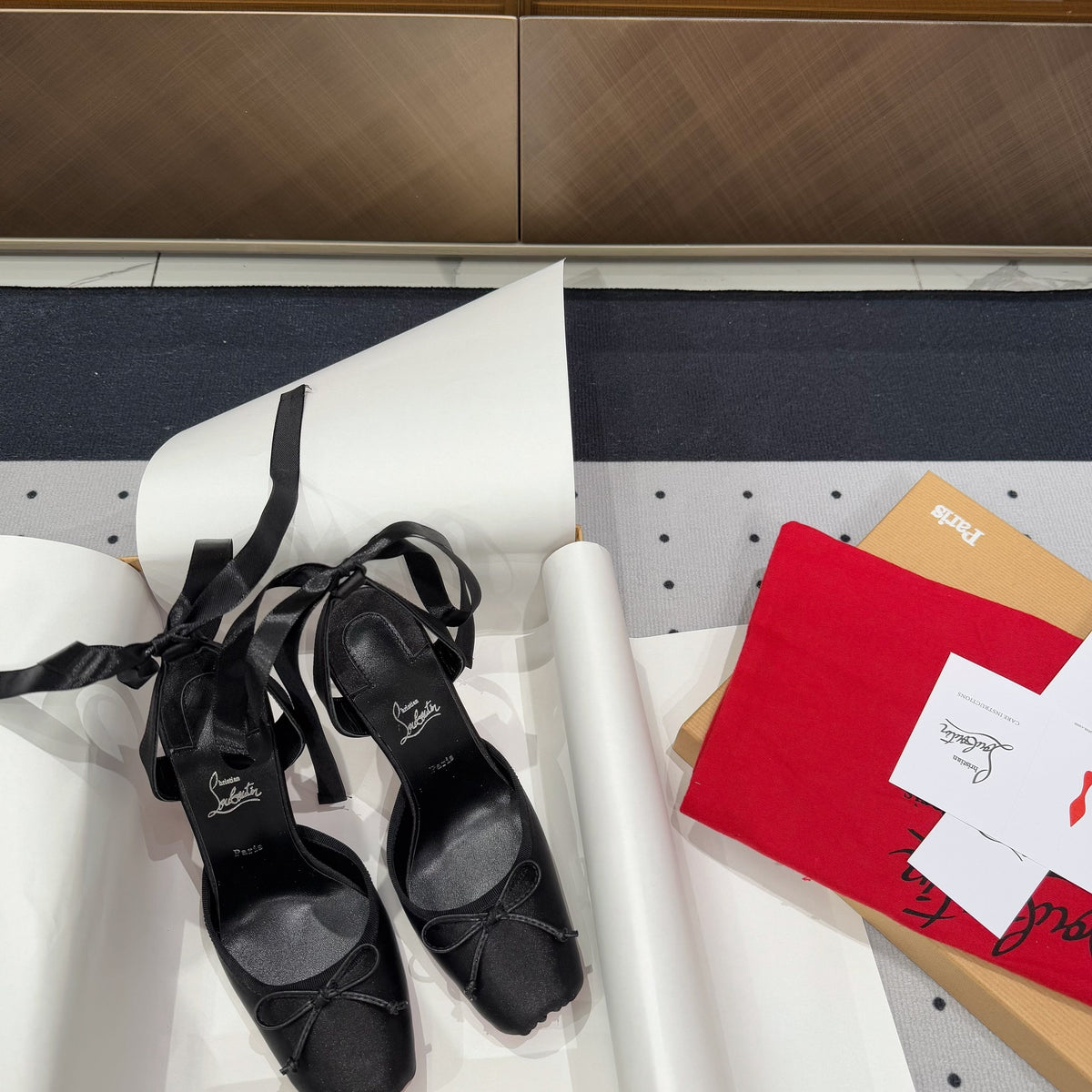 Ava’s Mode - High-Quality Designer Products for You - AFFORDABLE LUXURY HEELS - 8215