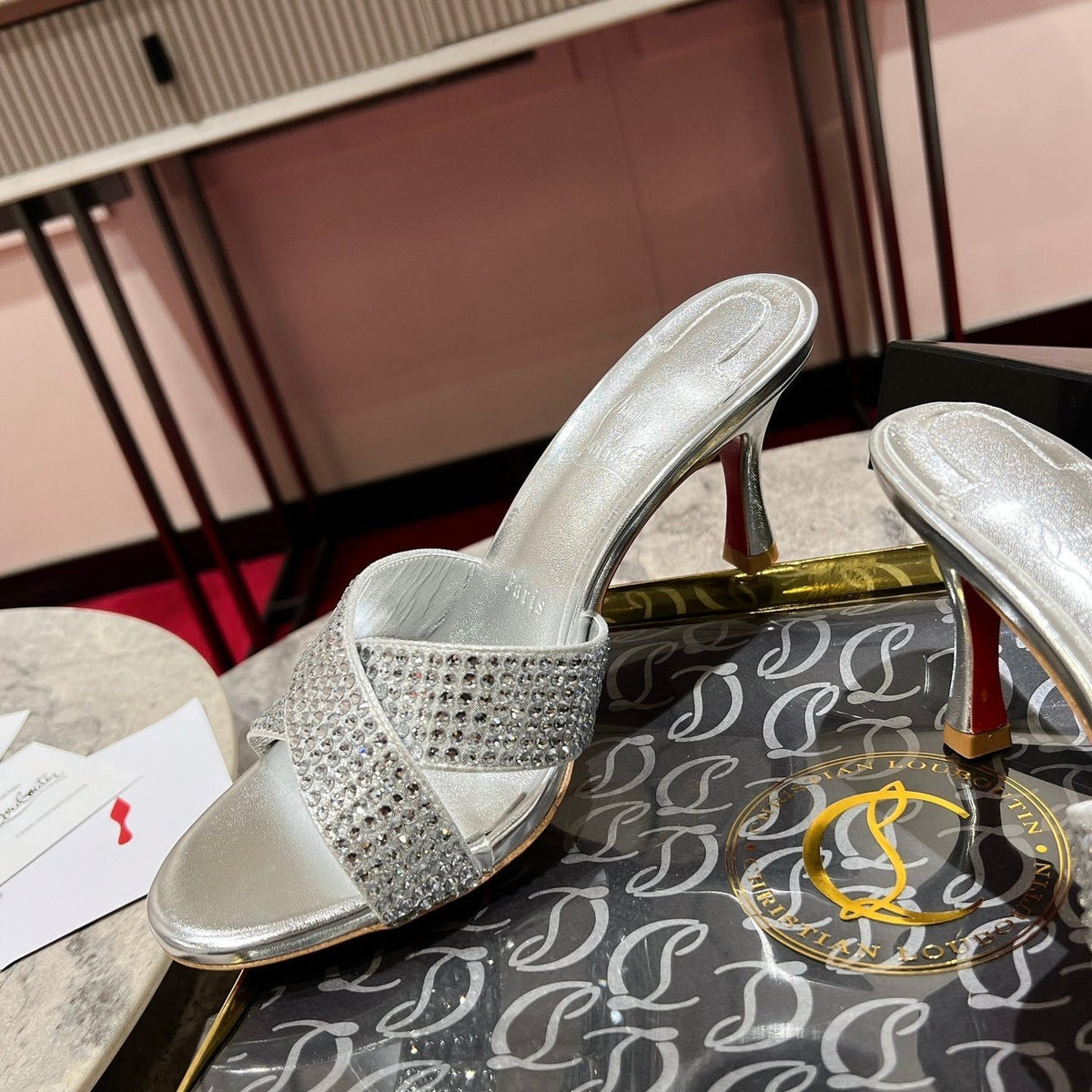 Ava’s Mode - High-Quality Designer Products for You - AFFORDABLE LUXURY HEELS - 8079